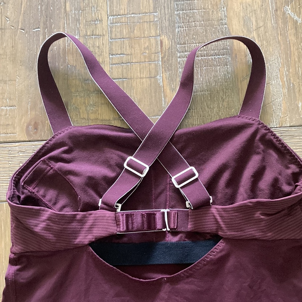 Lululemon Tank (Size 6) - Picture 5 of 9
